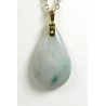 "GOUTTE DE JADE" Pendentif en jade-jadéïte et or 750 PB 5,4 gr