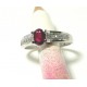 Elégante et moderne bague or blanc, rubis ovale et diamants