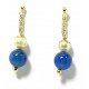Clous d'oreilles perles de culture et d'agate bleu sur or