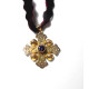 Belle croix or 14 kt et pierre violette