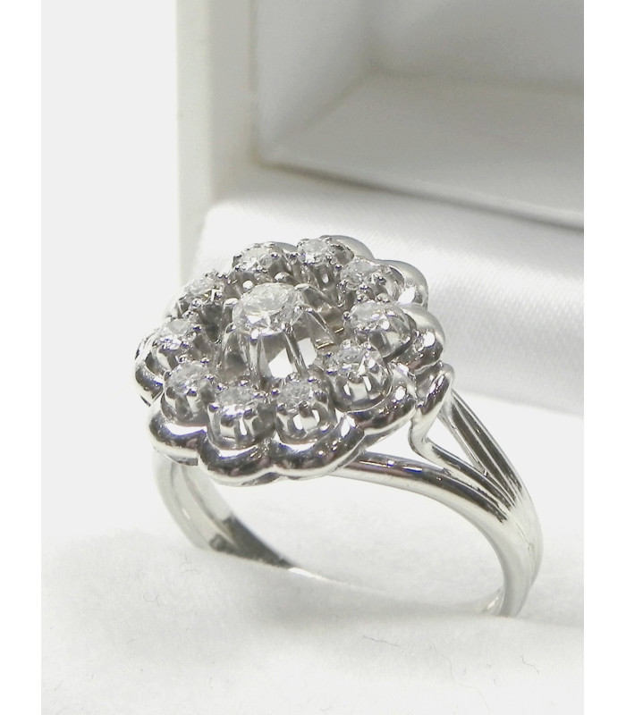 Bague ancienne marguerite or gris et diamant